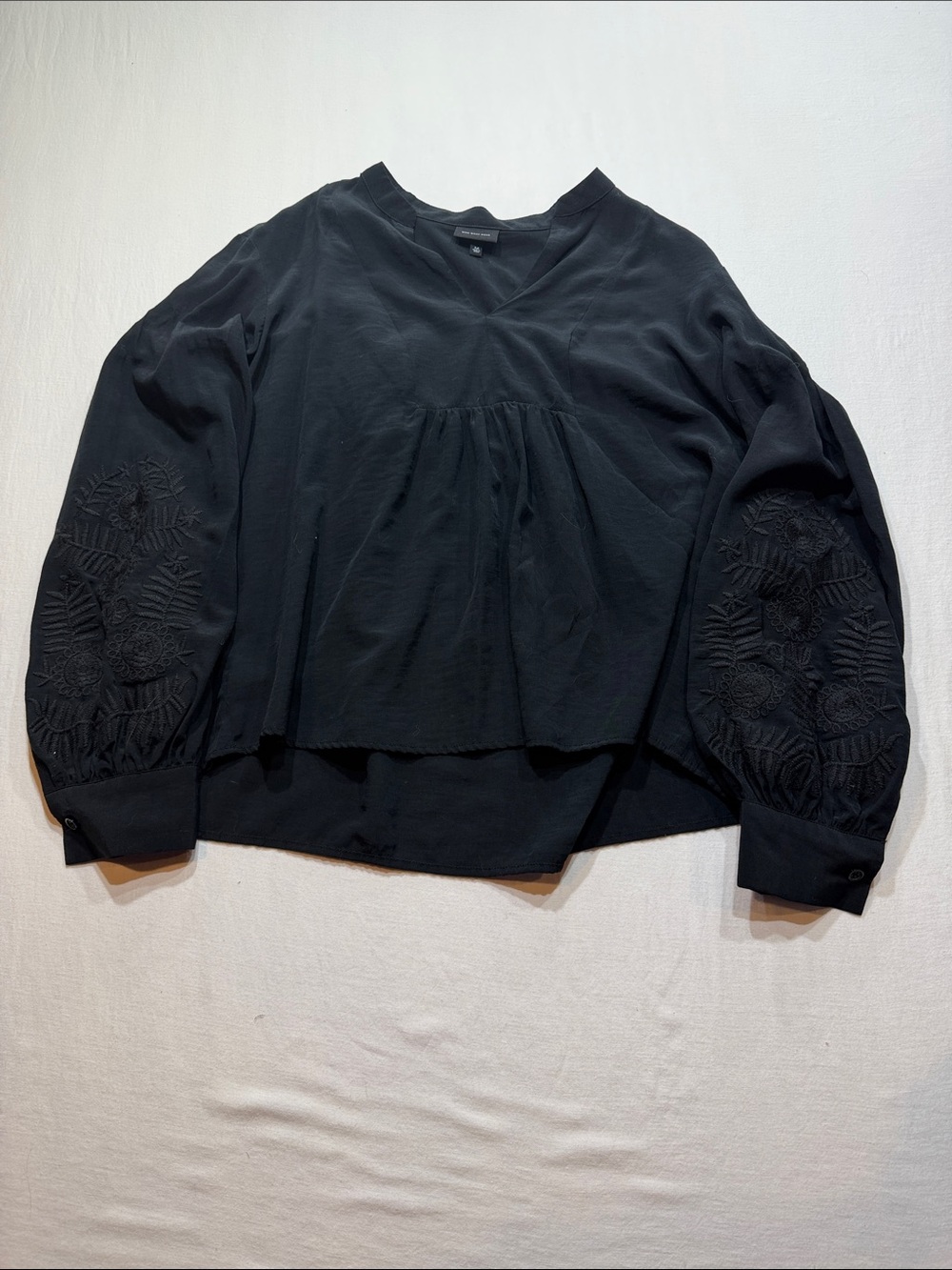 Who What Wear Black V-Neck Blouse with Embroidered Balloon Sleeves